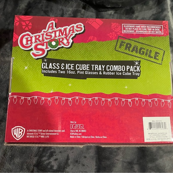 A Christmas Story Glass and Lamp Ice Cube Tray Combo Pack Collectible Brand New - Picture 3 of 3